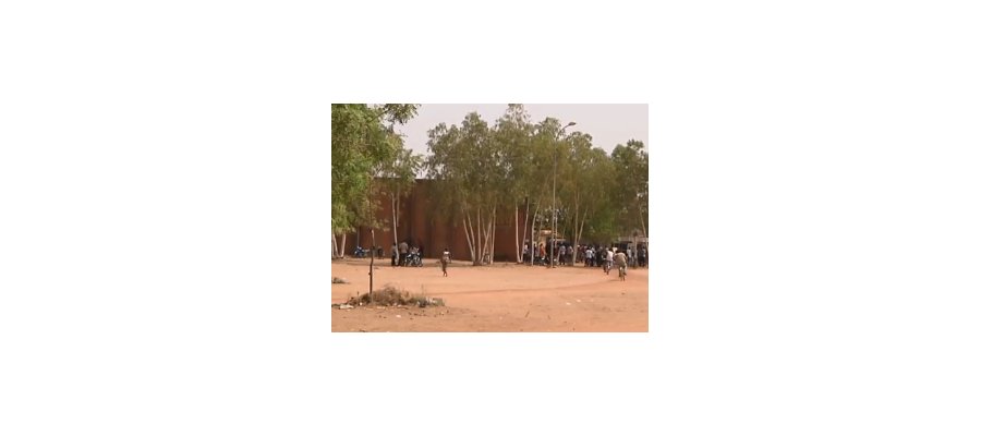 Image:Chambre 412, université de Ouagadougou